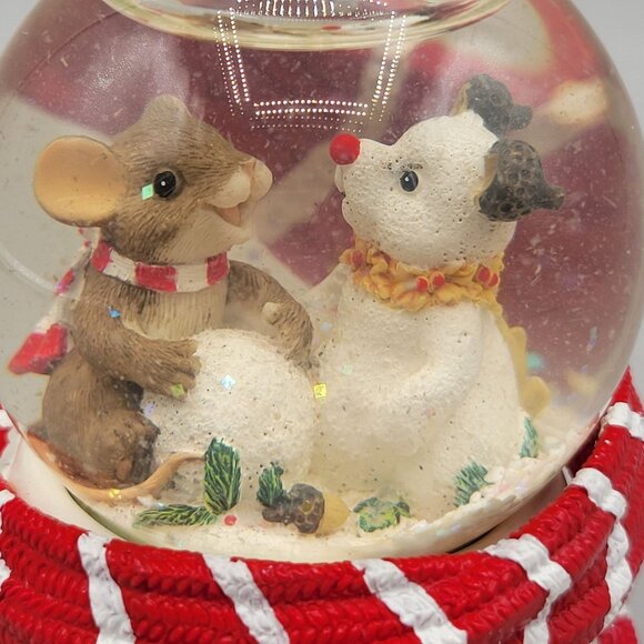 Charming Tails You're The Best Friend I Ever Made Snow Globe - Picture 2 of 8